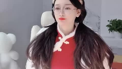 Daisy online show from February 2025 05:19:01 AM