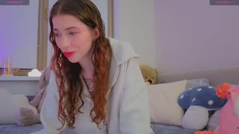 Snapshot of happyvivy chatting on October 2025 08:17:01 PM Vivy online show from October 2025 08:17:01 PM