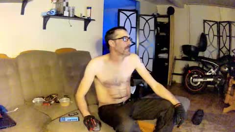 Snapshot of hard4you450 chatting on November 2025 11:59:02 PM ILoveAssHoles online show from November 2025 11:59:02 PM