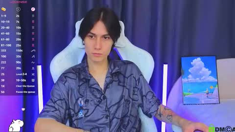 Mark online show from March 2026 01:01:02 AM