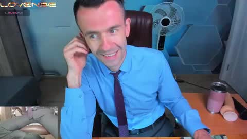 Snapshot of hard_and_juici chatting on June 2026 09:30:01 AM Steve online show from June 2026 09:30:01 AM