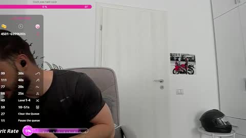 Snapshot of hard_chriss chatting on April 2026 06:27:02 AM Hard Cock online show from April 2026 06:27:02 AM