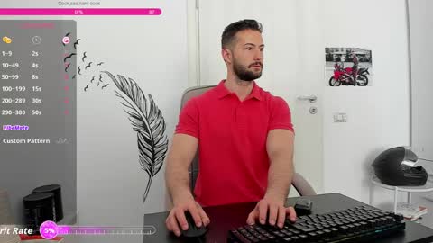 Snapshot of hard_chriss chatting on May 2026 07:46:01 AM Hard Cock online show from May 2026 07:46:01 AM
