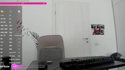 Snapshot of hard_chriss chatting on May 2026 07:03:01 AM Hard Cock online show from May 2026 07:03:01 AM