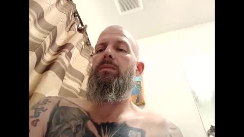 Snapshot of hard_insomnia chatting on February 2025 11:32:02 PM HornyHubby online show from February 2025 11:32:02 PM
