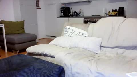 Snapshot of hard_out_here chatting on November 2025 07:12:02 PM Chris online show from November 2025 07:12:02 PM