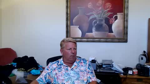 Snapshot of hardblondcouplehawaii chatting on June 2026 07:48:01 PM Steele and Cassie online show from June 2026 07:48:01 PM