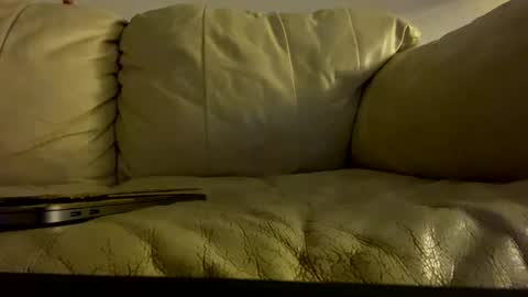 Slim West Cox online show from October 2025 09:37:01 AM