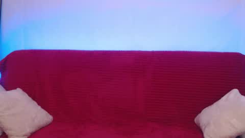 Emily online show from November 2025 10:54:02 PM