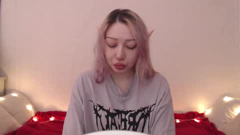 Emily online show from February 2026 09:02:02 PM