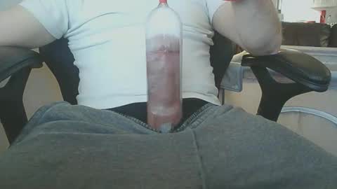 Snapshot of hardcumcanadian chatting on November 2025 02:35:01 AM hardcumcanadian online show from November 2025 02:35:01 AM