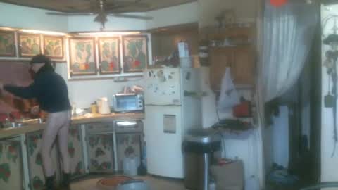 Snapshot of hardinhand44 chatting on January 2025 11:45:01 PM john nobles online show from January 2025 11:45:01 PM