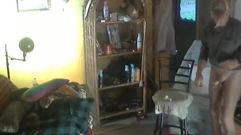 Snapshot of hardinhand44 chatting on October 2025 09:27:01 PM john nobles online show from October 2025 09:27:01 PM