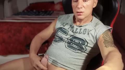 Snapshot of hardmattsteel chatting on September 2025 01:32:02 AM MATTSTEEL - ITALIAN STALLION online show from September 2025 01:32:02 AM