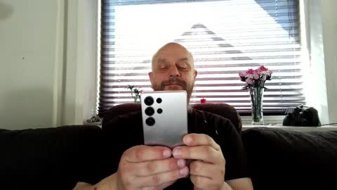 Snapshot of hardmrlazy chatting on April 2026 08:50:02 AM MrLazy online show from April 2026 08:50:02 AM