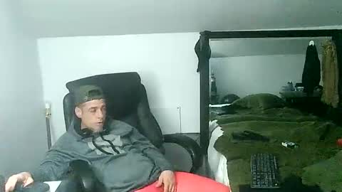 Hardnhorny4hottys online show from December 2024 05:31:01 AM