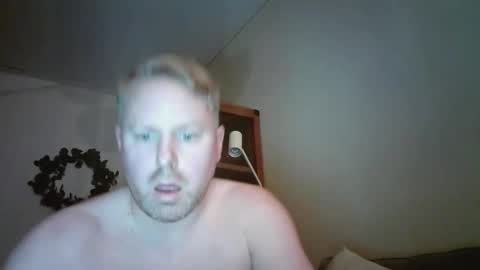 Snapshot of hardswedishboy chatting on March 2026 08:32:01 PM hardswedishboy online show from March 2026 08:32:01 PM