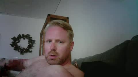 Snapshot of hardswedishboy chatting on May 2026 03:29:02 PM hardswedishboy online show from May 2026 03:29:02 PM