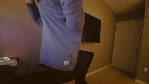 Tom online show from December 2024 11:24:01 PM