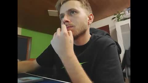 hardtechno_xxx online show from December 2024 07:35:01 AM