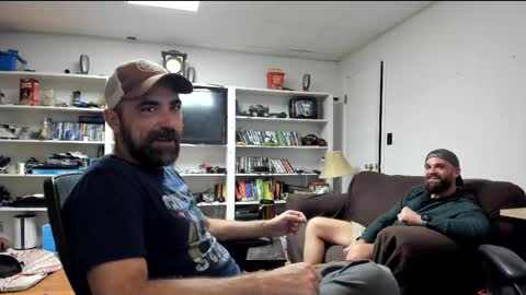 hardworkertn online show from December 2025 01:00:01 AM