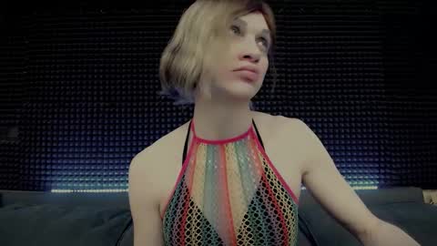 Snapshot of hardy_green chatting on March 2026 03:01:02 AM Miss Hardy online show from March 2026 03:01:02 AM