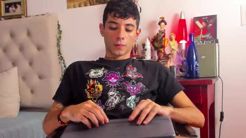 Snapshot of harley_fairy chatting on February 2025 07:13:01 AM Harley online show from February 2025 07:13:01 AM