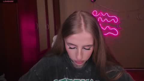 Julia online show from February 2025 05:26:02 AM