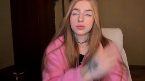 Julia online show from January 2026 05:43:02 AM