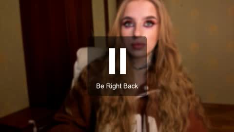 Julia online show from February 2026 05:04:01 AM