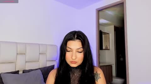 Snapshot of harley_sweett chatting on December 2024 01:39:01 AM online show from December 2024 01:39:01 AM