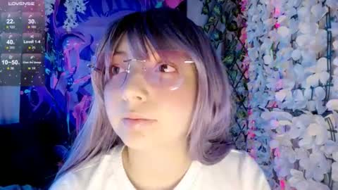 Harmonys World online show from November 2025 07:58:01 PM