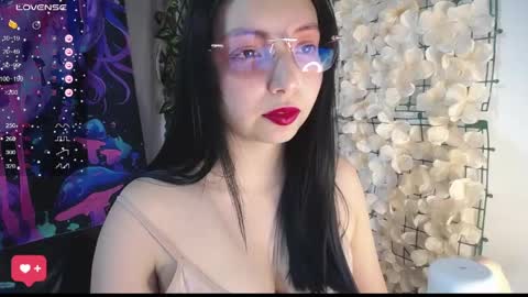 Harmonys World online show from April 2026 07:52:02 PM