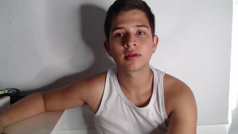 harold_18_ online show from November 2025 07:46:02 PM