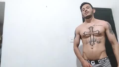 Snapshot of haroldsepulveda chatting on March 2025 03:50:01 AM BOY HOT online show from March 2025 03:50:01 AM