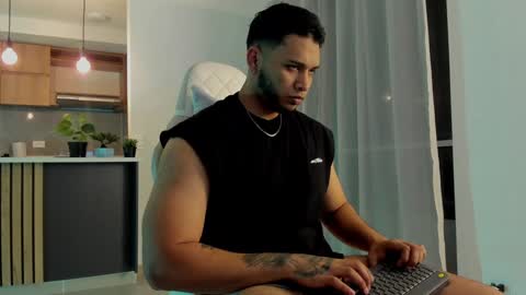 Harry Zandes online show from December 2024 03:04:02 AM