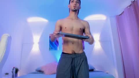 Snapshot of harryfosster chatting on December 2025 01:40:02 PM Harry online show from December 2025 01:40:02 PM