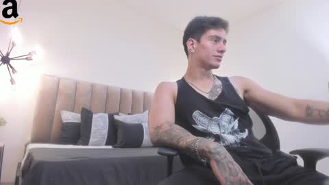 Snapshot of harryy_joness chatting on December 2024 05:55:02 PM Harry Jones online show from December 2024 05:55:02 PM