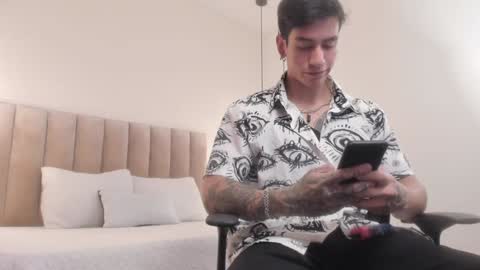 Snapshot of harryy_joness chatting on January 2025 05:45:02 PM Harry Jones online show from January 2025 05:45:02 PM