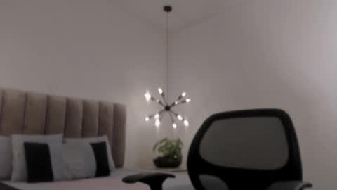 Snapshot of harryy_joness chatting on February 2025 08:26:01 PM Harry Jones online show from February 2025 08:26:01 PM