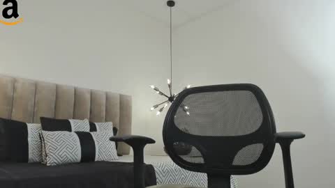 Snapshot of harryy_joness chatting on March 2025 08:38:02 PM Harry Jones online show from March 2025 08:38:02 PM