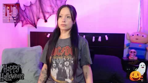 Sofia  Damin online show from October 2025 12:44:02 PM