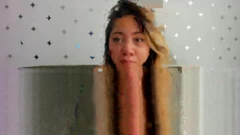 Snapshot of harumi_blossom chatting on April 2026 07:05:02 PM Sophia Blossom online show from April 2026 07:05:02 PM
