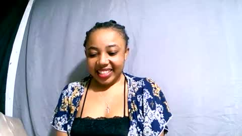 Snapshot of hasimina09 chatting on October 2025 01:03:02 AM hasimina09 online show from October 2025 01:03:02 AM