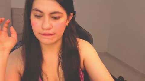 hasszul_2 online show from May 2026 08:46:02 PM