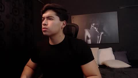 hat_guy01 online show from February 2026 11:01:01 PM