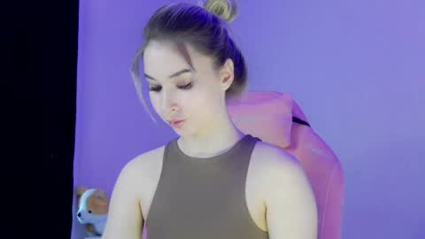 Anna online show from April 2026 06:00:02 AM