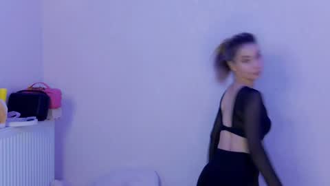 Anna online show from April 2026 08:18:02 AM