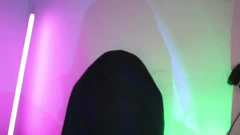 Snapshot of hatsumotokyoto chatting on May 2026 12:17:01 AM More content 2 online show from May 2026 12:17:01 AM