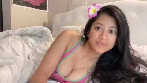 Snapshot of hawaiigirl_ chatting on June 2026 09:31:02 PM hawaiigirl_ online show from June 2026 09:31:02 PM